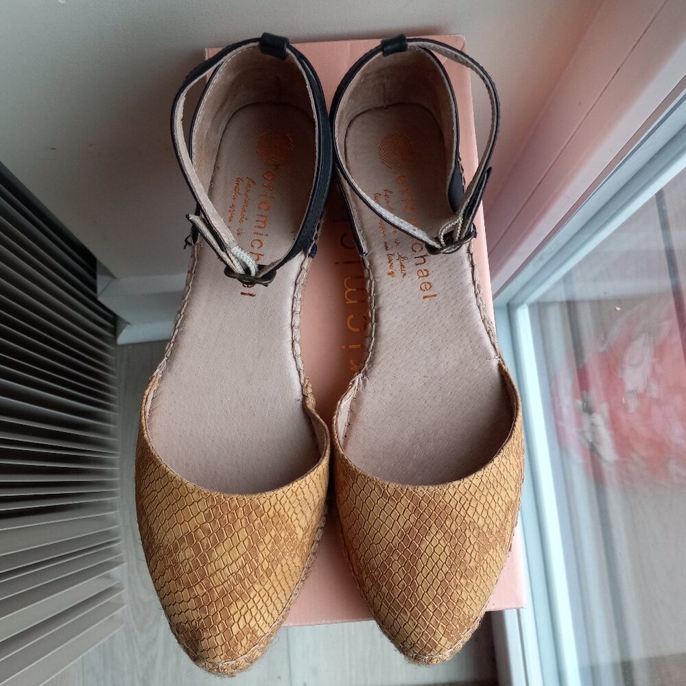 Eric Michael Amanda P Iquana Tan & Black Ankle Strap Espadrilles Sz 38 / 7 - 7.5